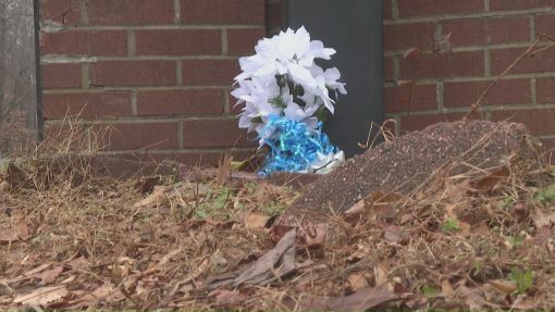 Danh tính của nam sinh qua đời sau khi bị đâm đã được dì của em tiết lộ